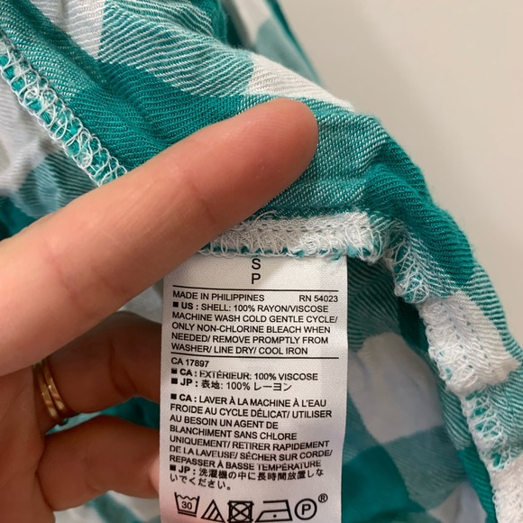 Checkered Banana Republic button up shirt - Picture 4 of 4